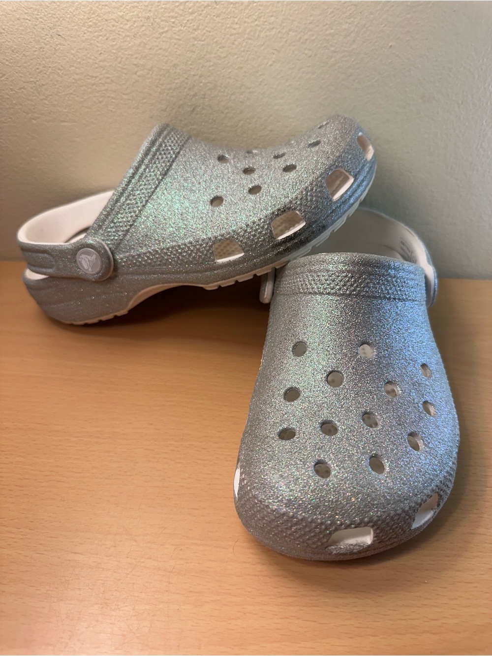 Crocs Iridescent Glitter Junior Girls Clog Size J 4